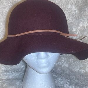 Merona womens  Burgundy wool  Floppy Hat
